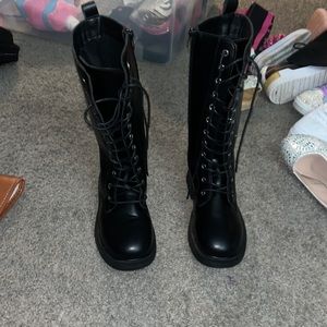 Cute fashion boot